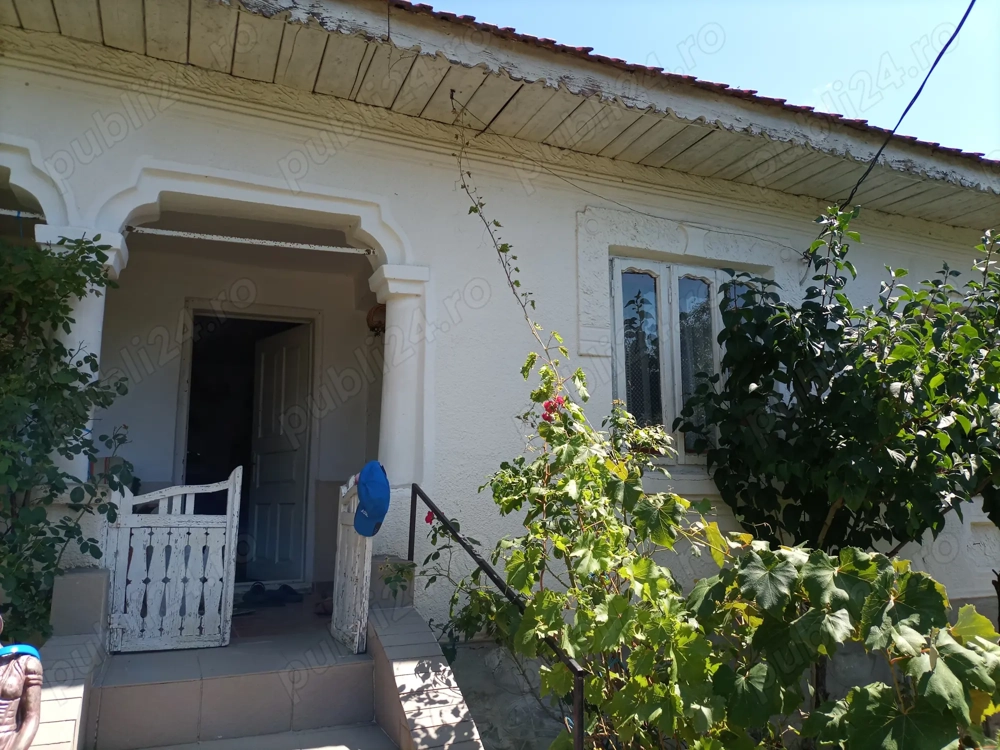 Casa caramida 3 camere Dobrita Runcu Gorj