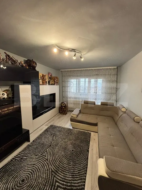 Apartament 2 camere, 50 mp, 2 balcoane, foarte aproape de FSEGA si Iulius Mall