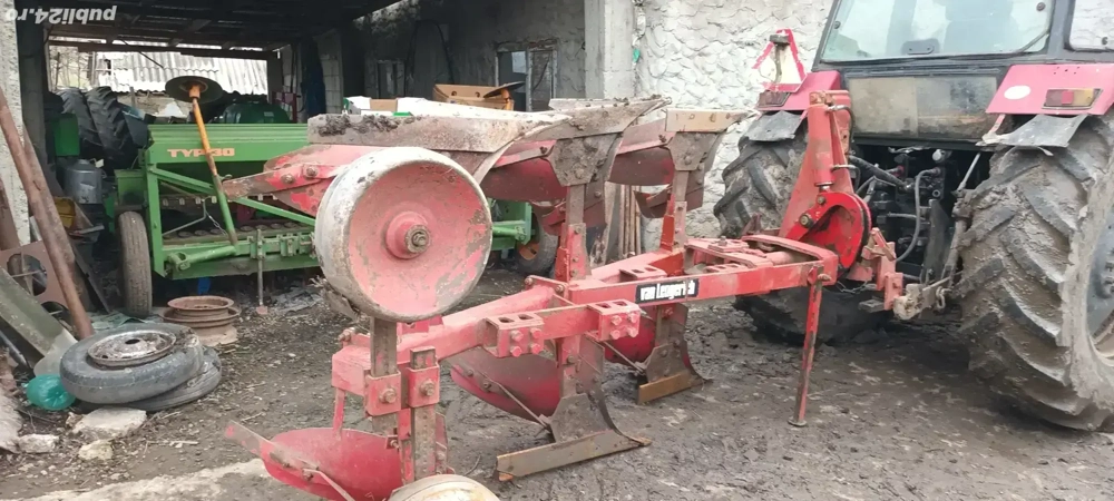 Plug reversibil trei cormane 