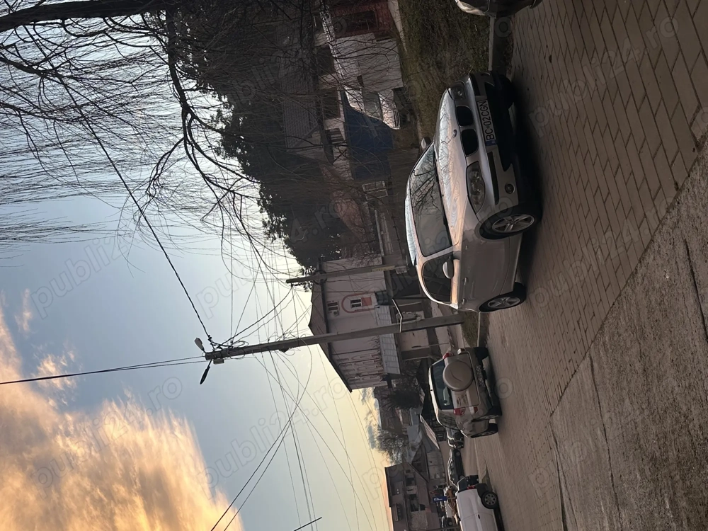 Vând BMW 116I Valvetronic