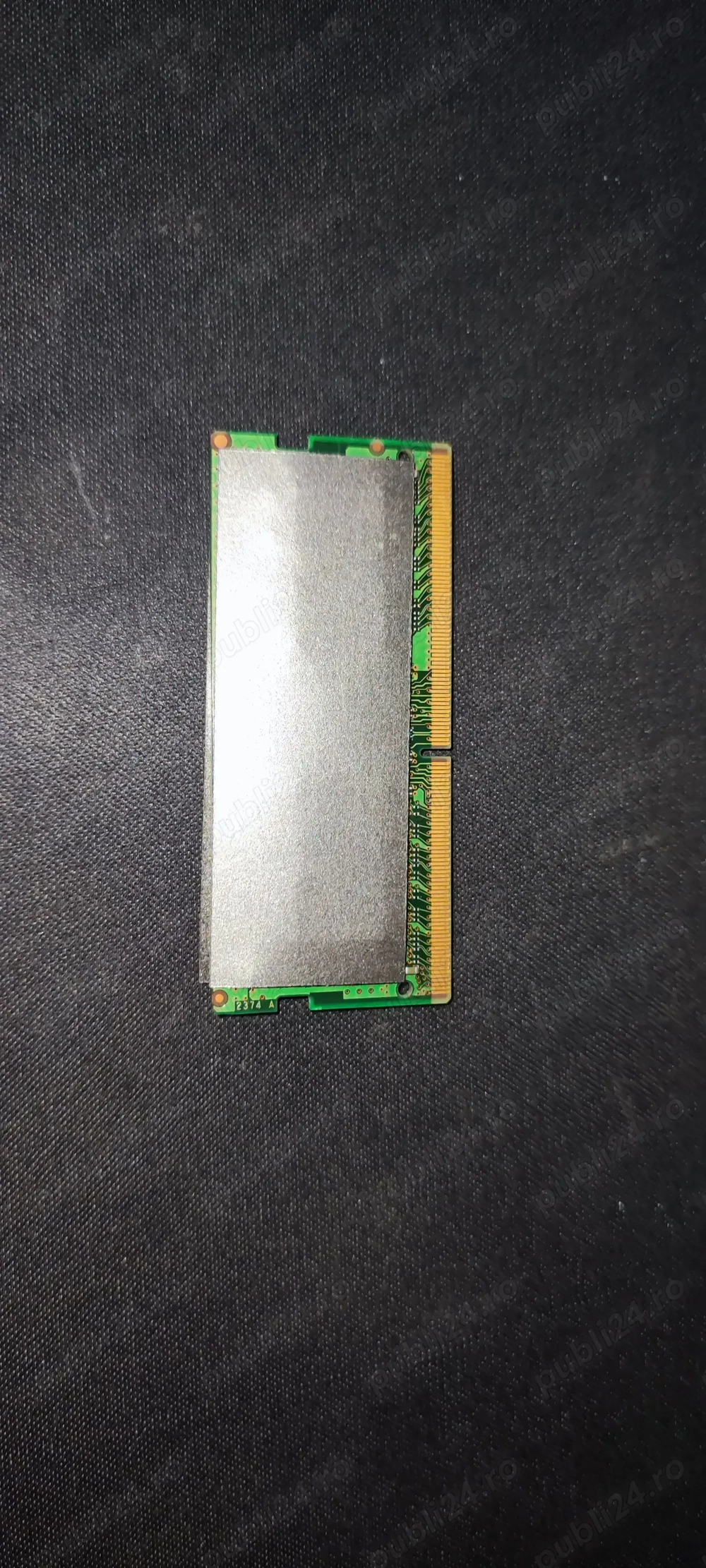 Vând 8 G de Ram de pe un Asus Tuf Gaiming F15