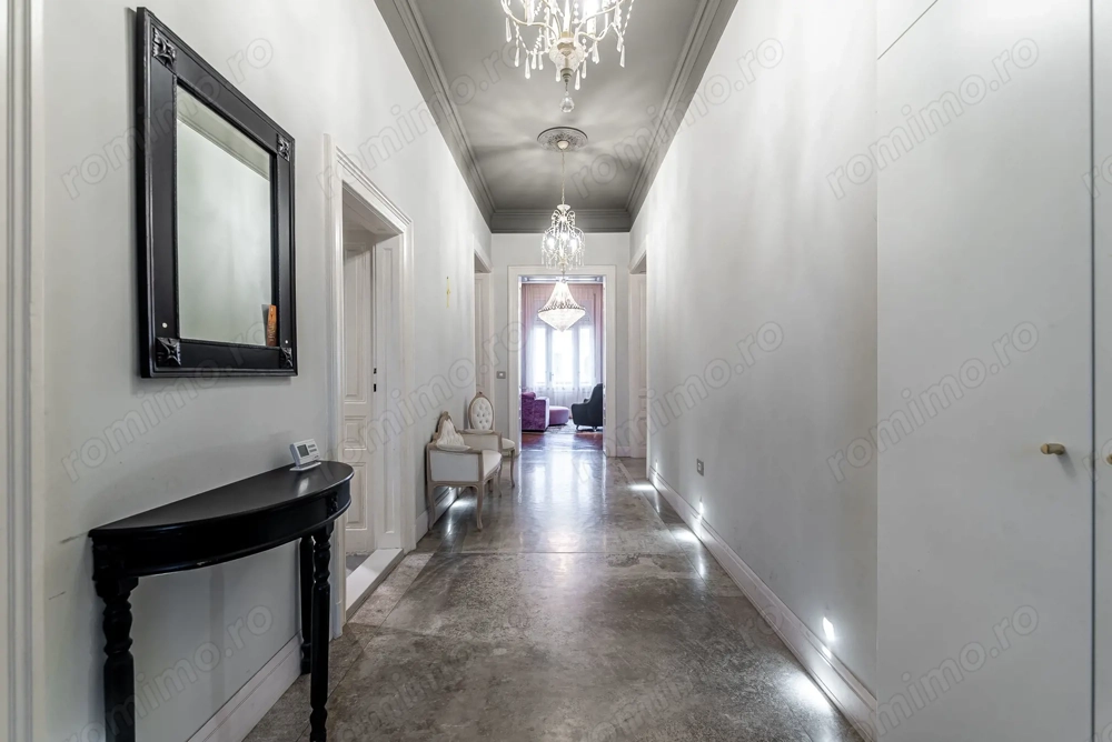 Apartament spatios cu 3 camere de LUX pe Metianu Comision 0