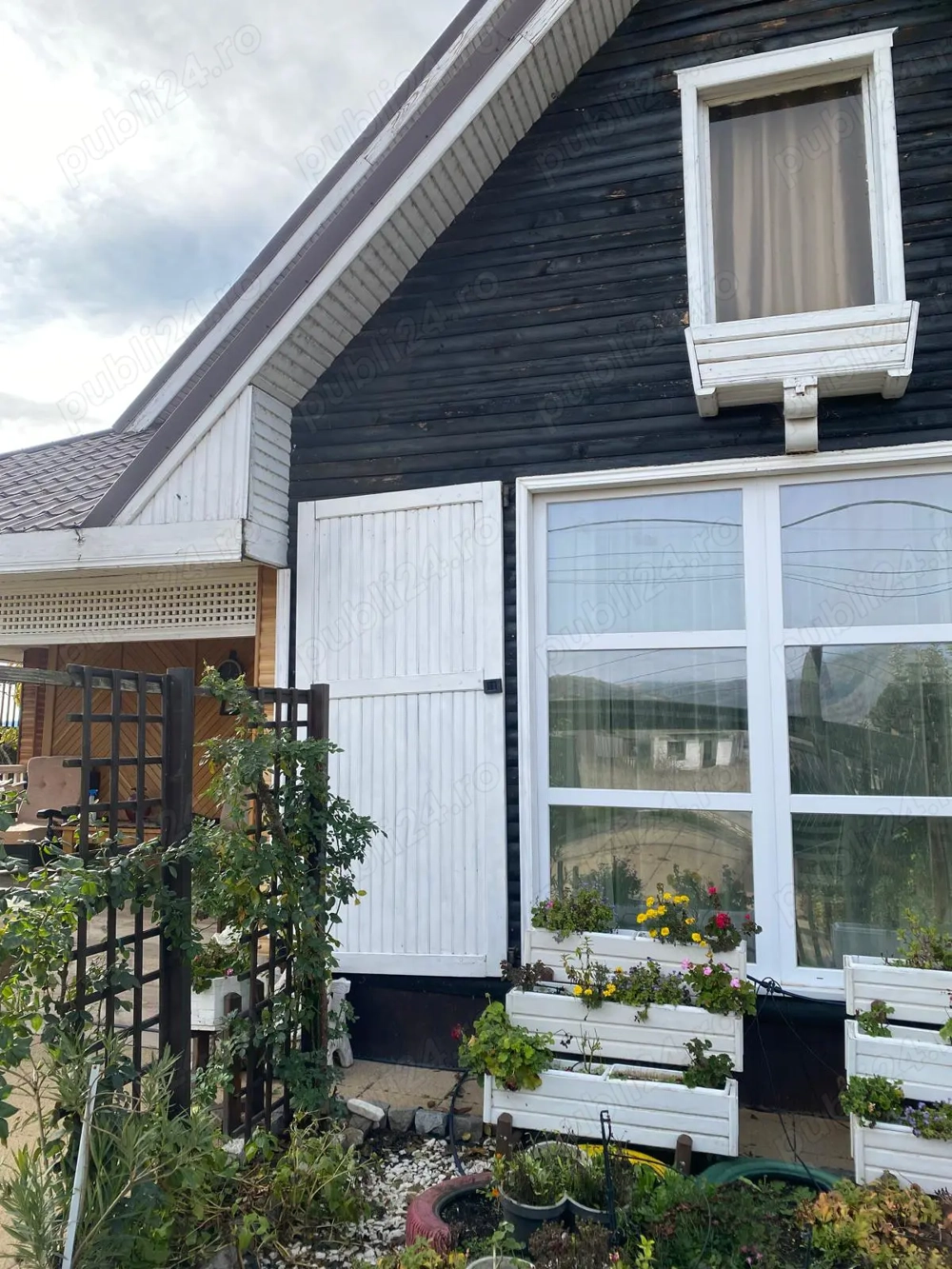 Casa ecologica din lemn stratificat 