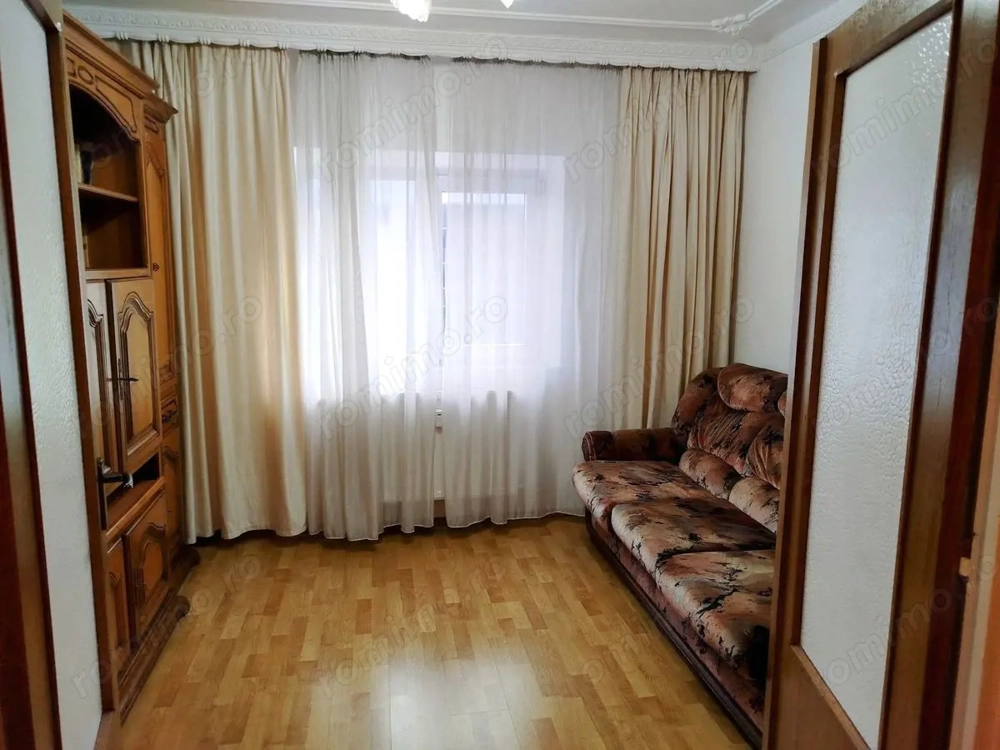 Vanzare Apartament 3 camere 2 Minute Mall Vitan Hol in H