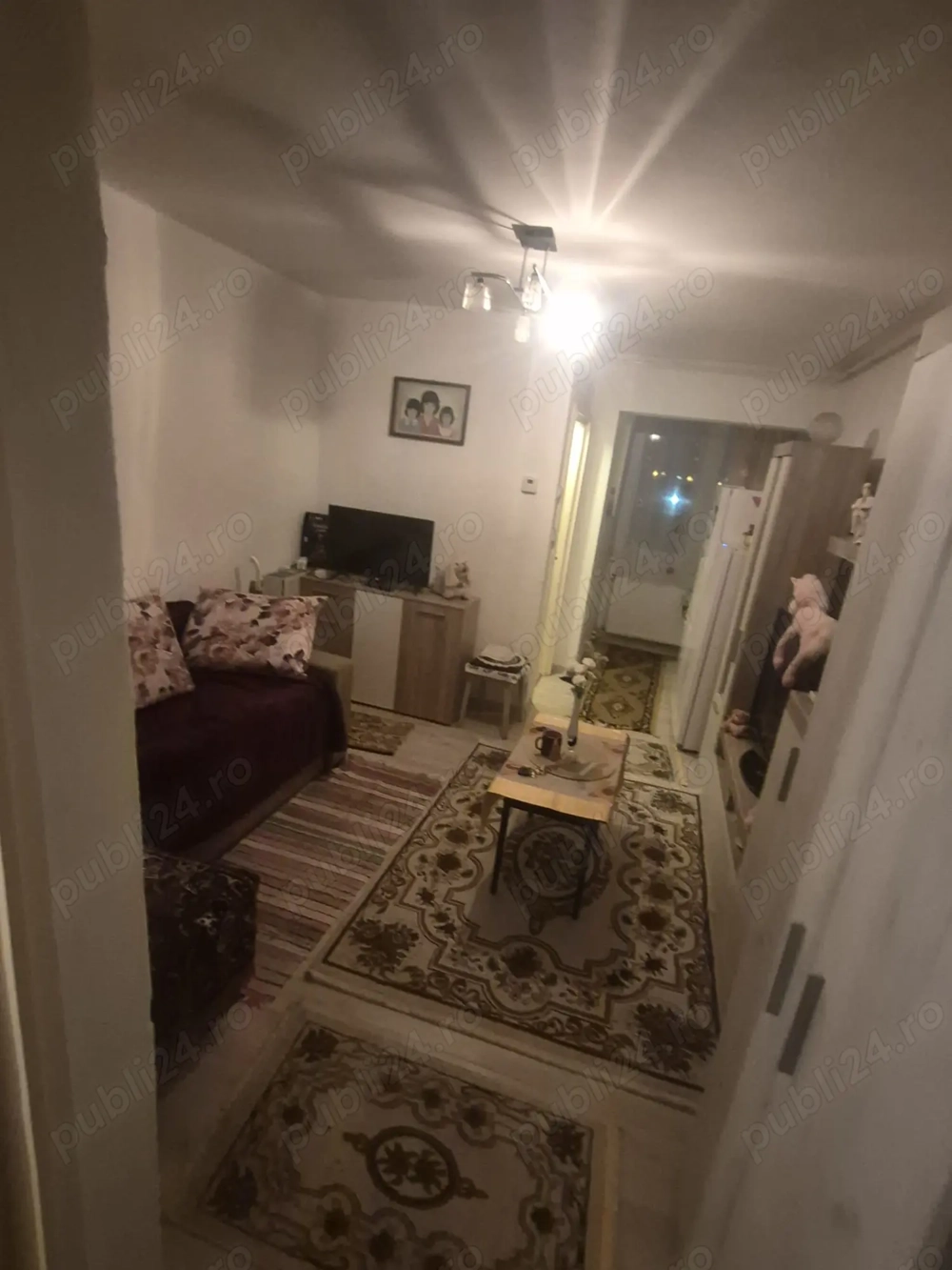 Garsonieră mobilată în Mureșeni, etaj 3 - 45.000 Euro.