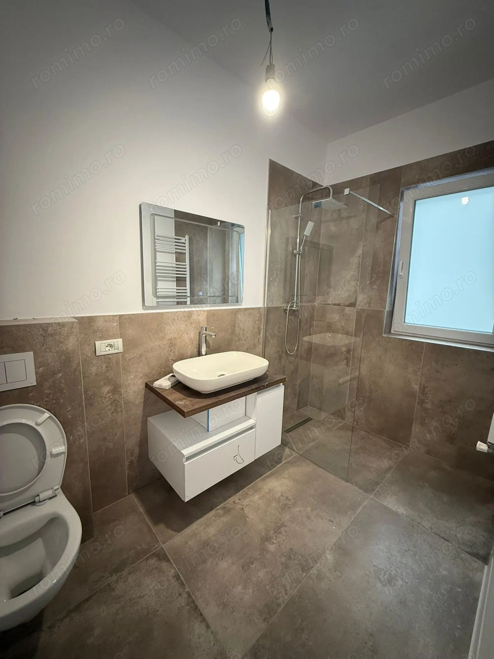 Apartament cu 2 camere POD PE TOATA SUPRAFATA la cateva minute de hotel IQ Braytim Giroc