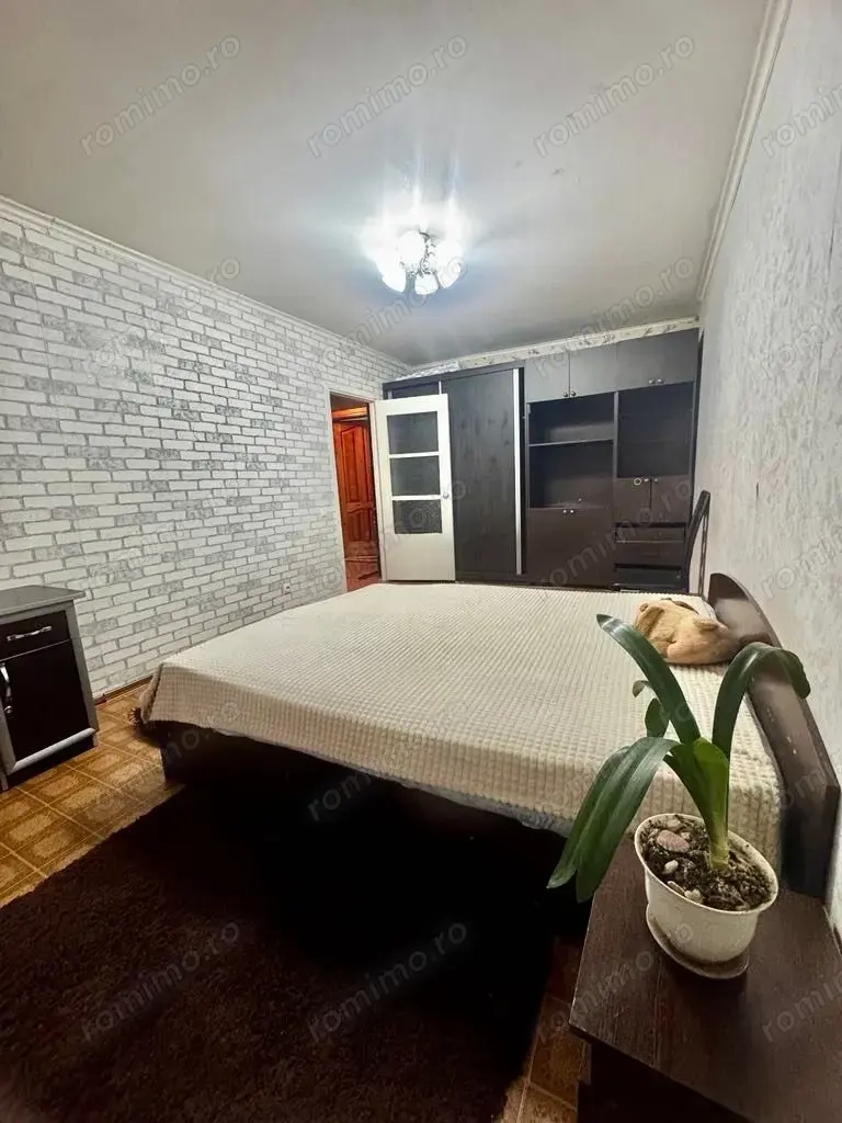 Garsoniera zona Dristor  