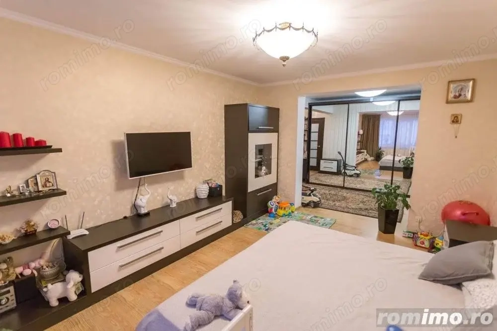 Garsoniera zona Crangasi