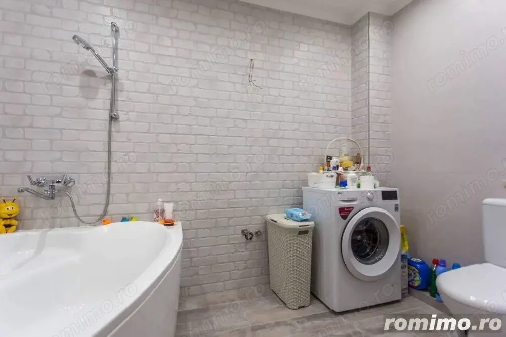 Garsoniera moderna Zona Crangasi