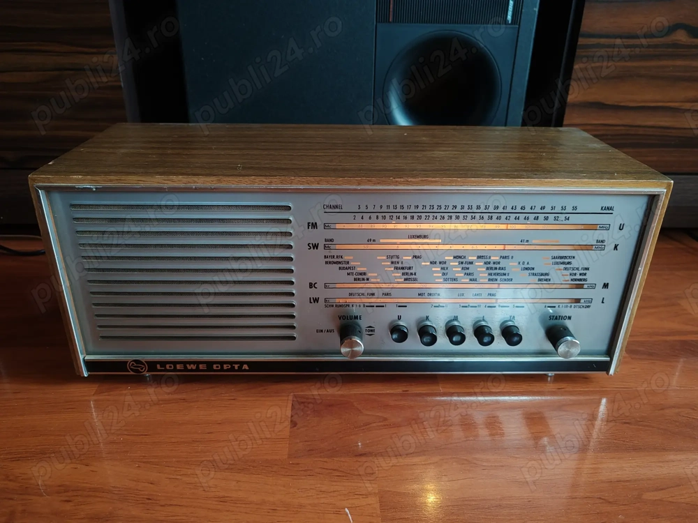 vand radio vintage LOEWE OPTA ( made in germany )