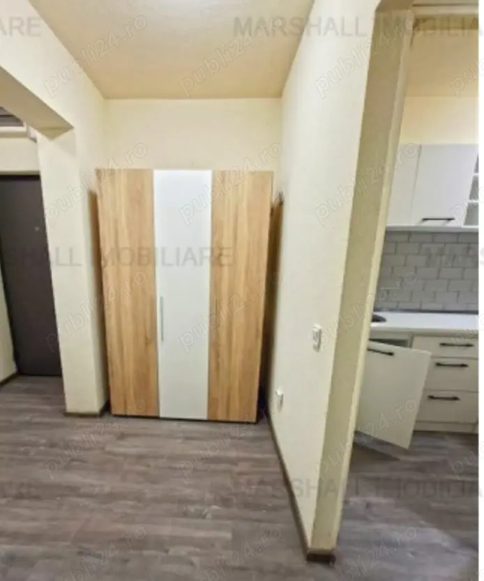 Vinzare garsoniera decomandata 