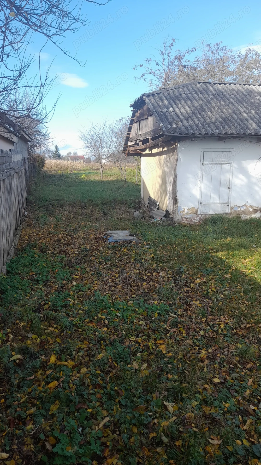 Casă plus teren de vânzare 