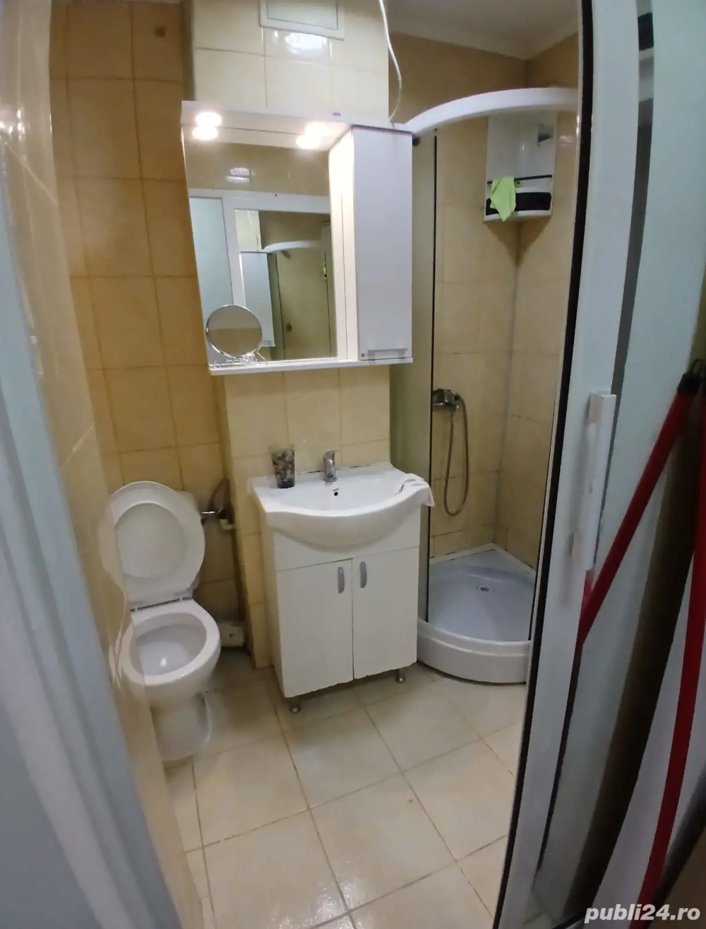 Vând sau închiriez 42mp 2camera sau schimb cu apartament de 3 camera in secolul 4 Brancubanu 