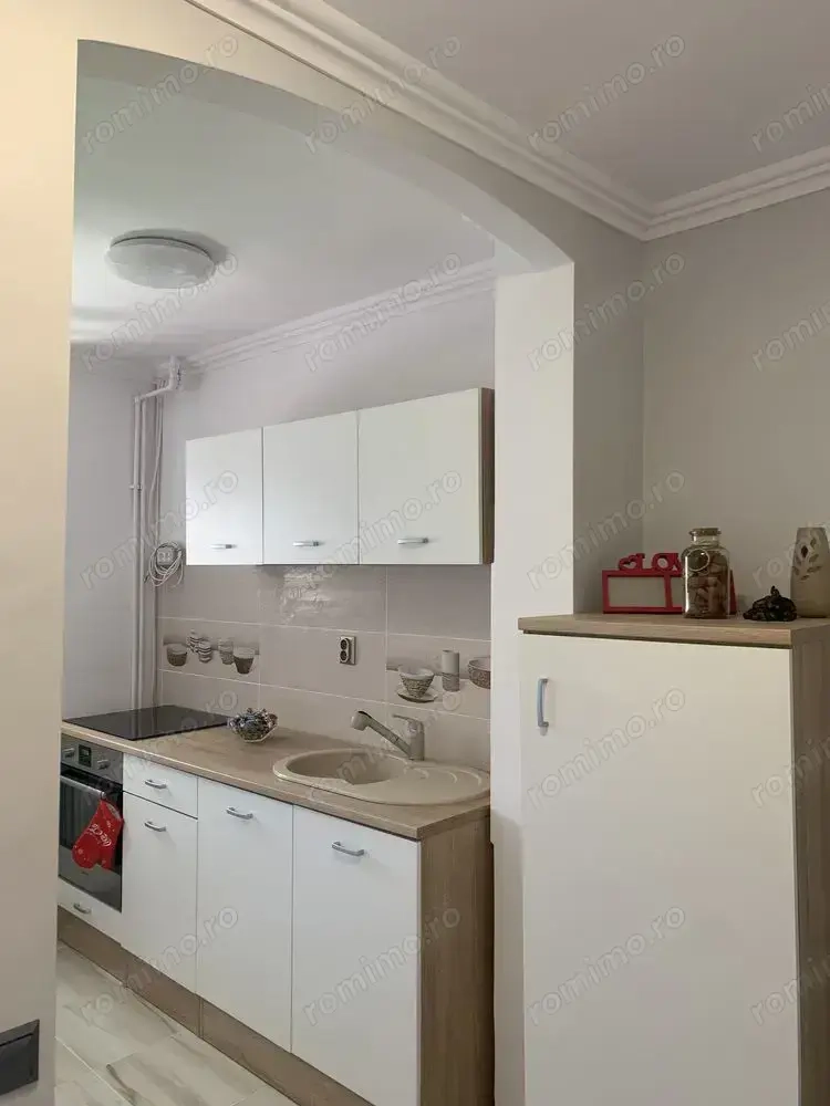 Garsoniera zona Floreasca 