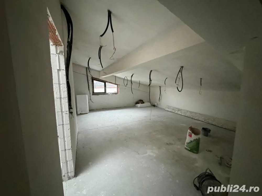 Baneasa DB Gherea Mansarda 130mpu ap 3 Cam