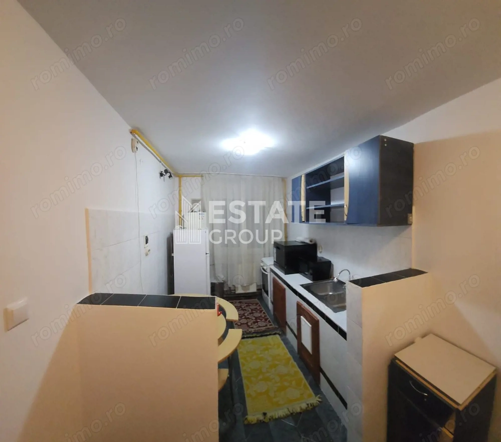 Apartament 2 camere decomandat, Girocului