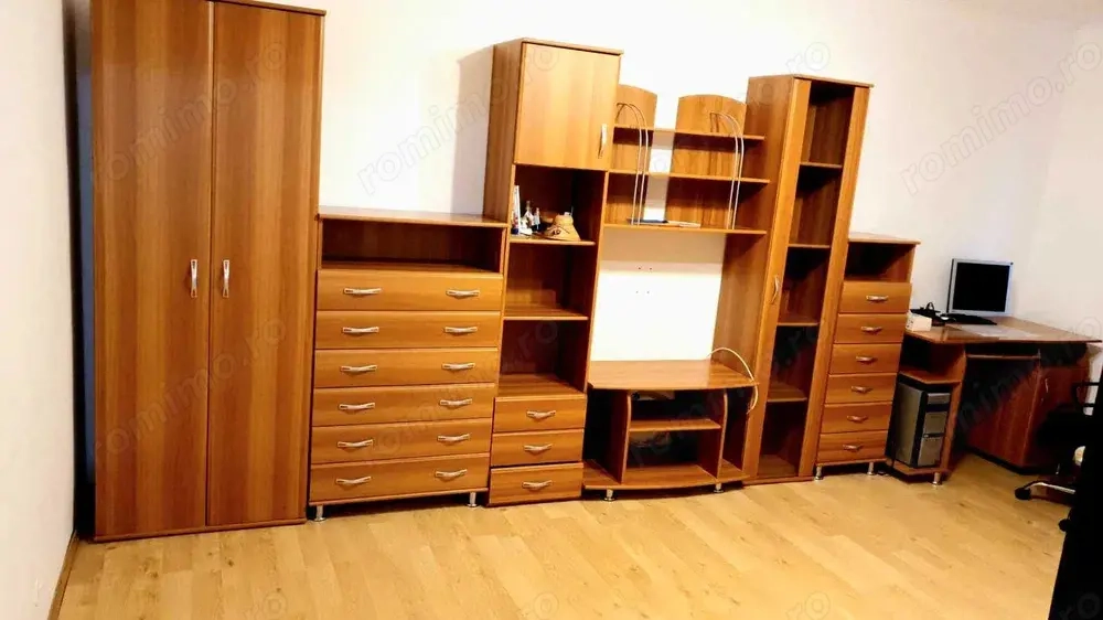 C 5- APARTAMENT CU 3 CAMERE DECOMANDAT 