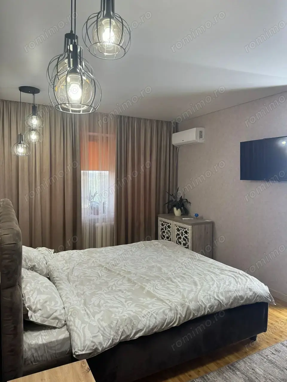 Oferim spre inchiriere garsoniera zona Amzei