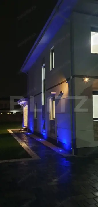 Casa 5 camere, teren 1000 mp, 177 mp Dumbravita