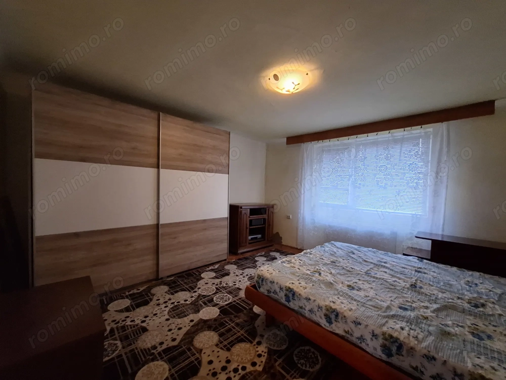 Casa individuala in oras. Teren generos.