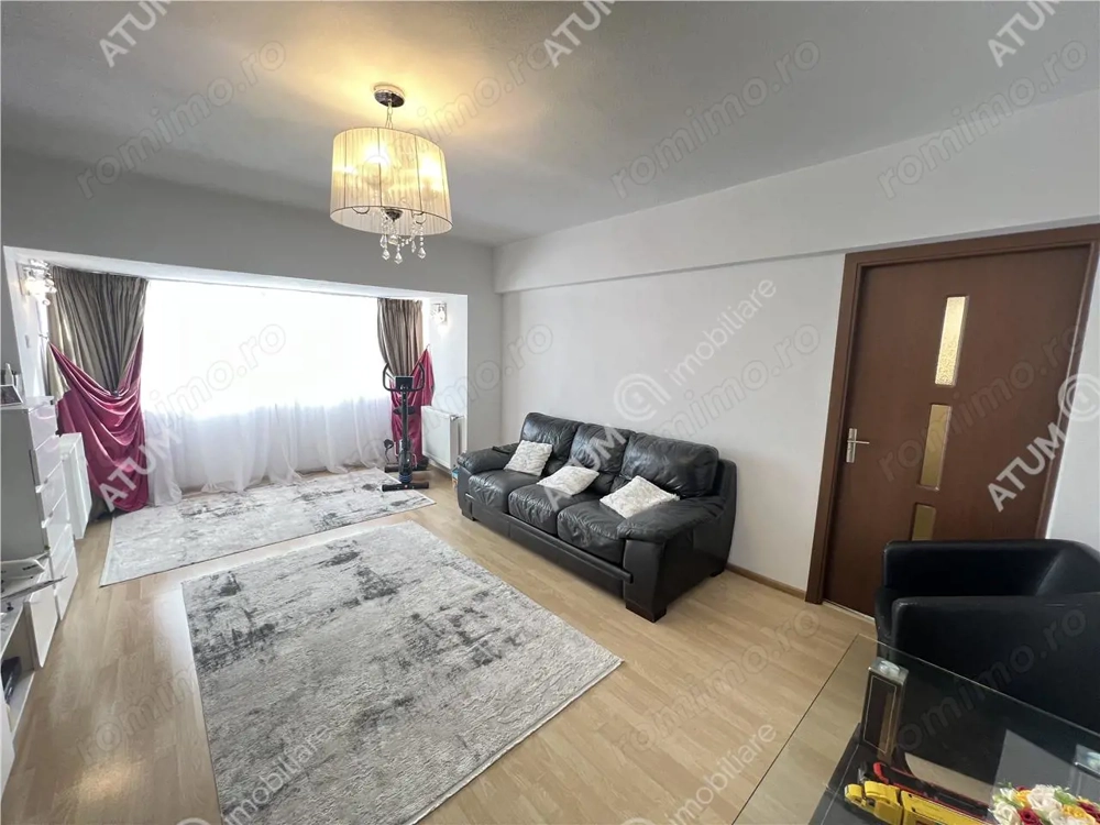 Apartament 3 camere mobilate utilate 2 bai pivnita zona Turnisor Sibiu