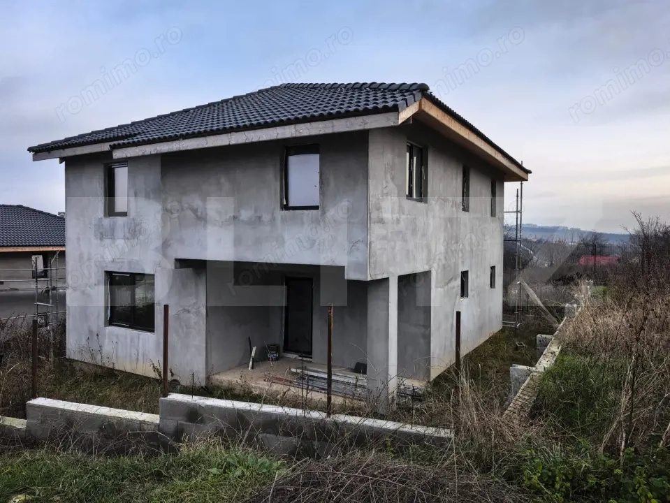 Casa 4 camere, 150 mp, Rediu langa Primarie 