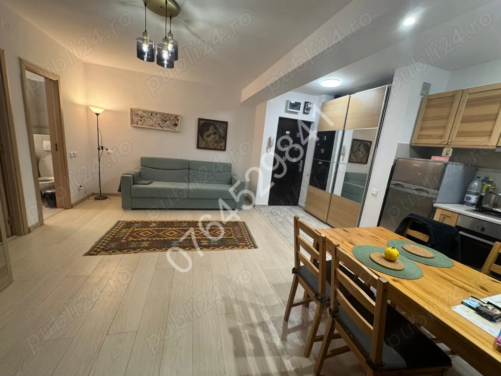 Inchiriez apt. ULTRACENTRAL 2 camere zona Universitate, Bd. Nicolae Balcescu, la 5 minute metrou.