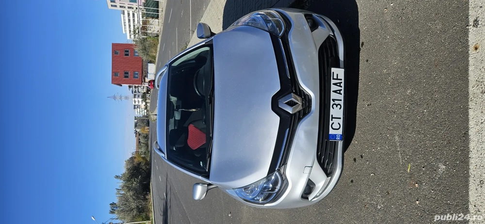 vând renault clio