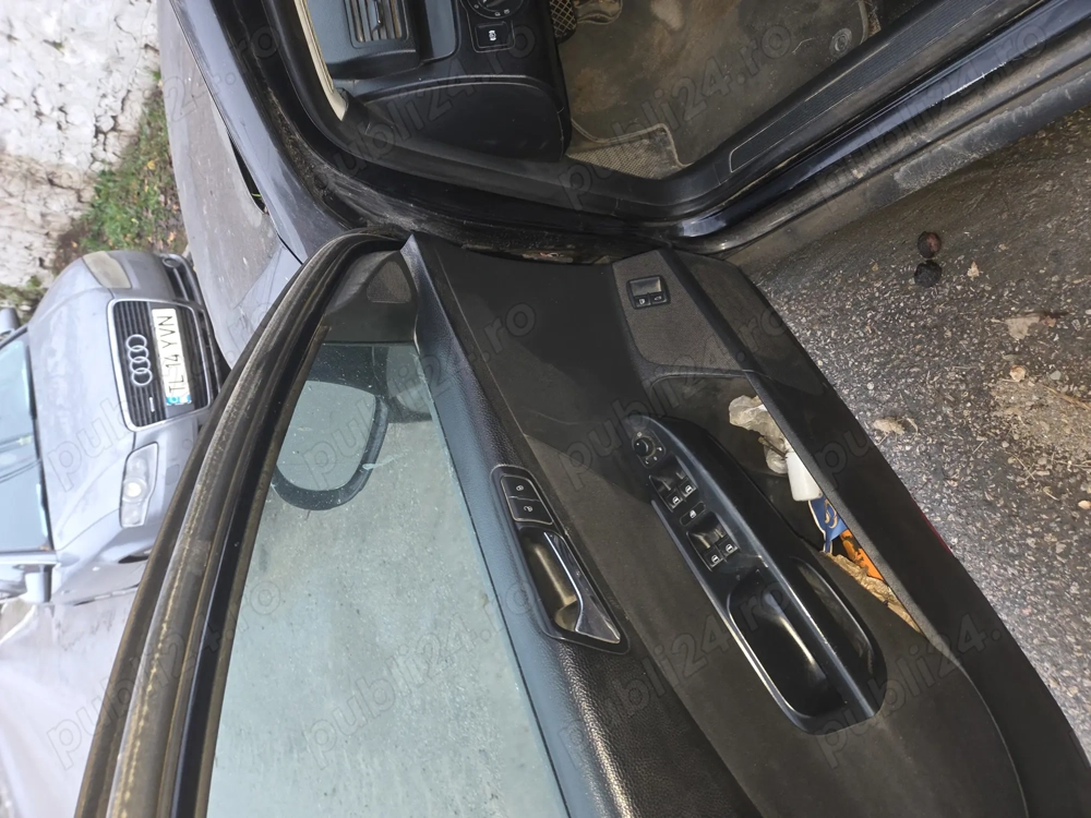 Vând passat b6, din 2007,cutie automată, mașina este funcțională, nu pot oferi fiscal