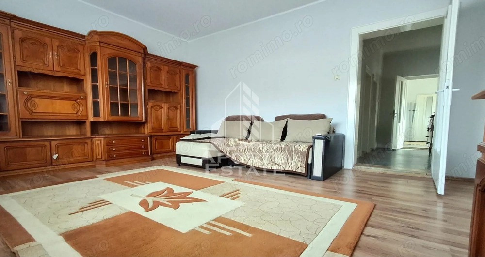 Casa Spatioasa cu Teren Generos in Vladimirescu