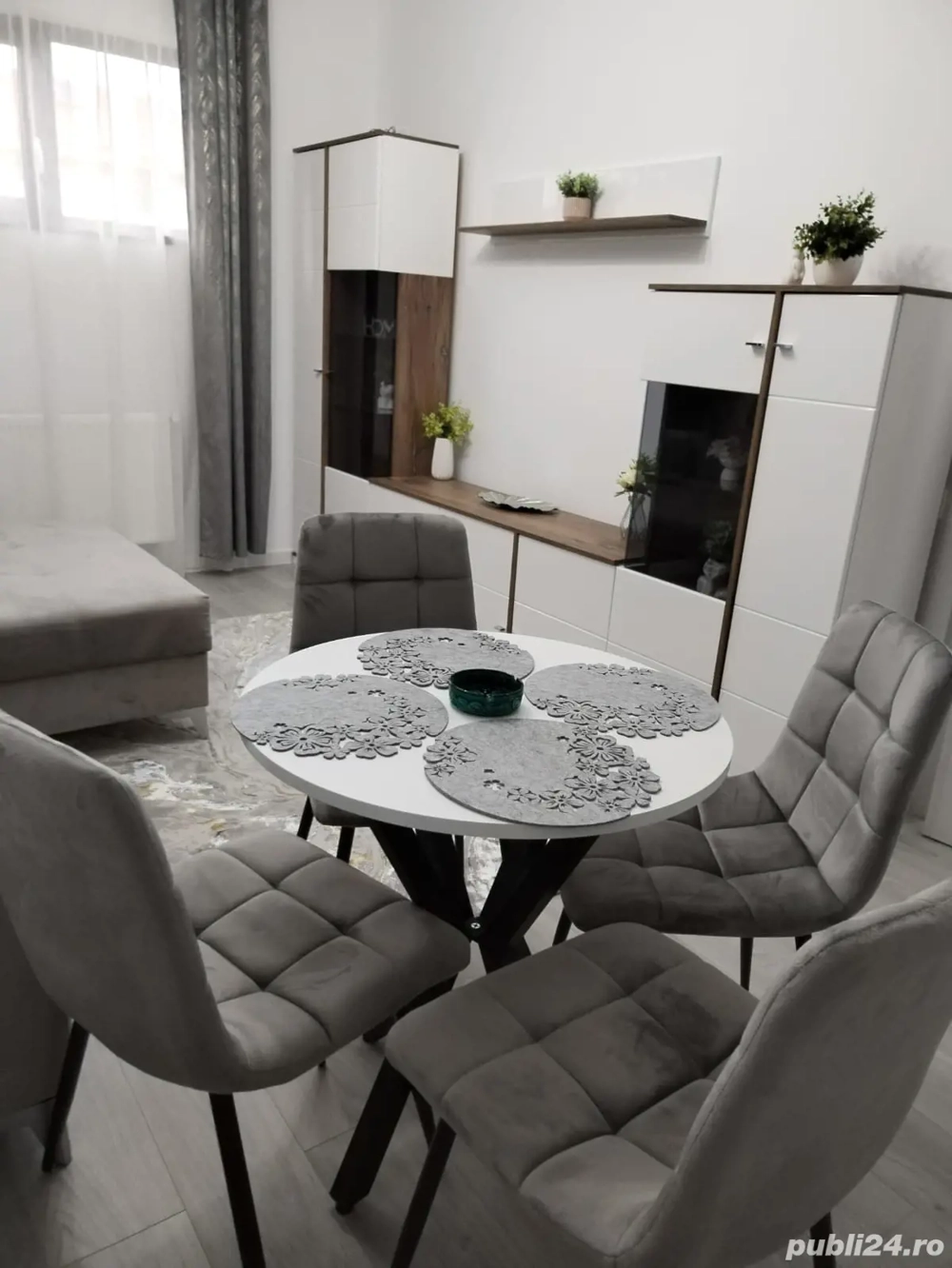 Închiriez apartament 2 camere tip studio 