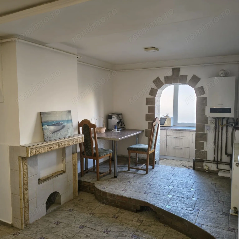 Apartament 2 camere Decomandat zona Modern 