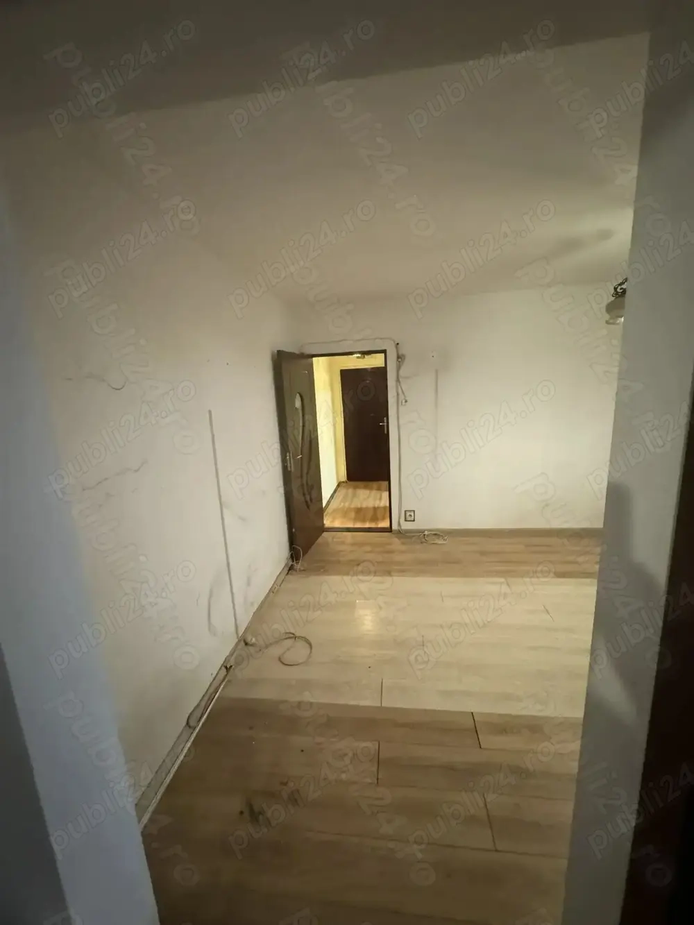 Vand apartament 2 camere Zona Kaufland  Fartec
