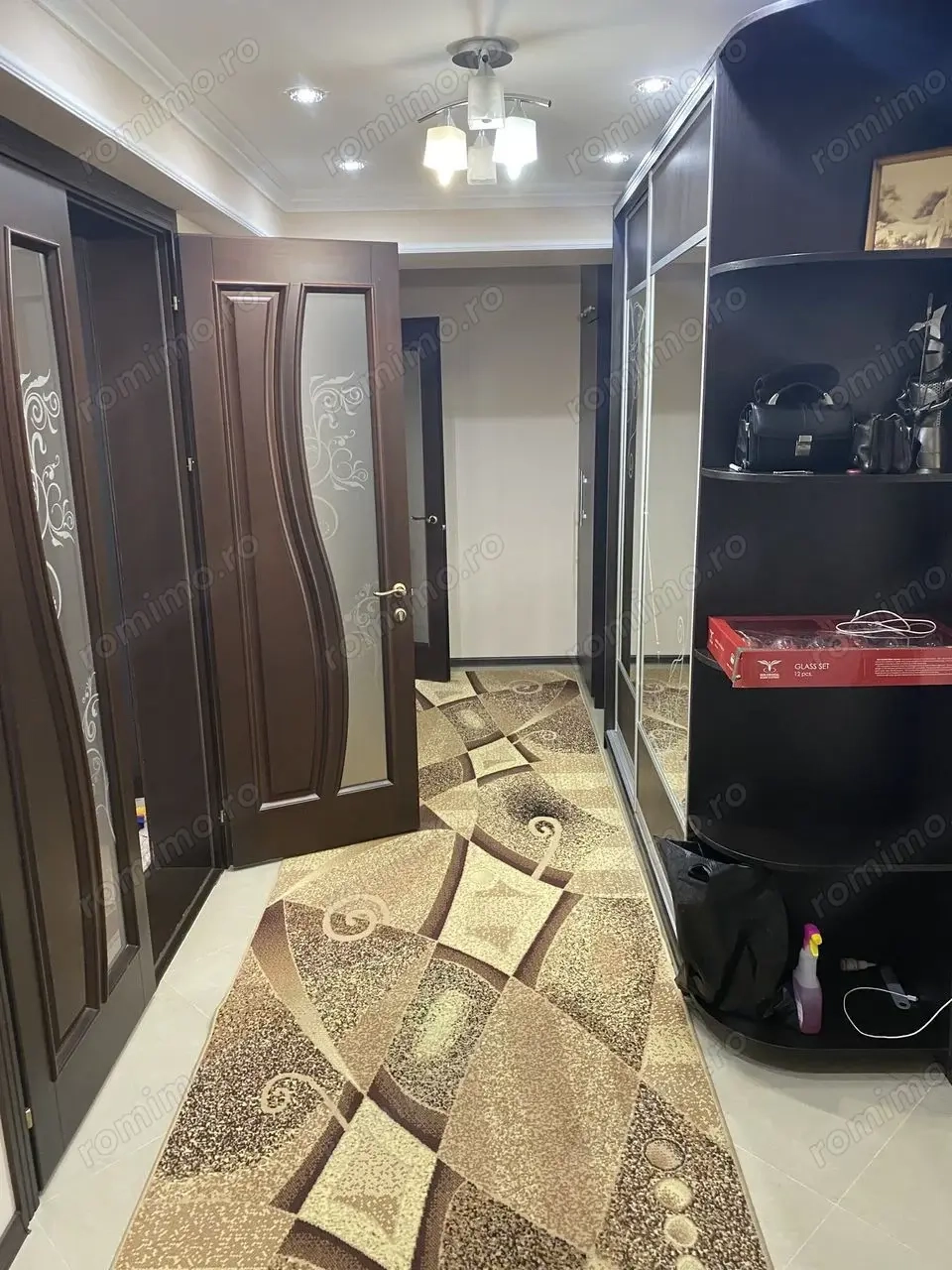 2 camere zona Timpuri Noi