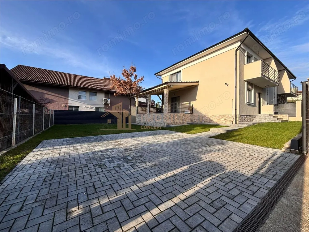 Vanzare casa tip duplex Tautii Magheraus