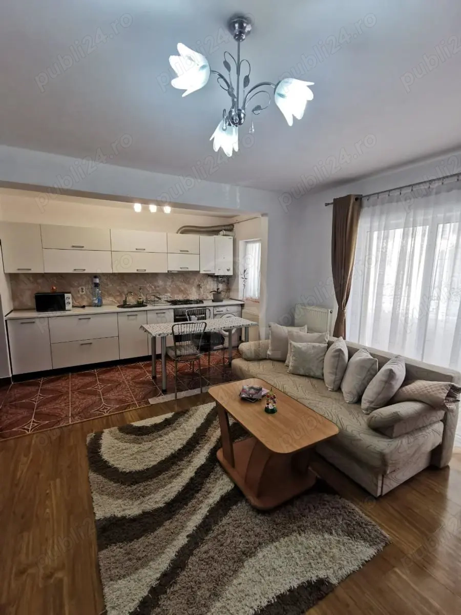 Apartament 2 camere semidecomandat Florilor