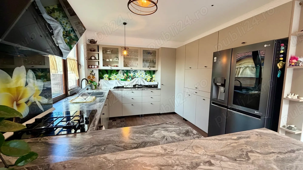 Casa Individuala, dormitor la parter, mobilata si utilata. Piscina! PRET NEGOCIABIL