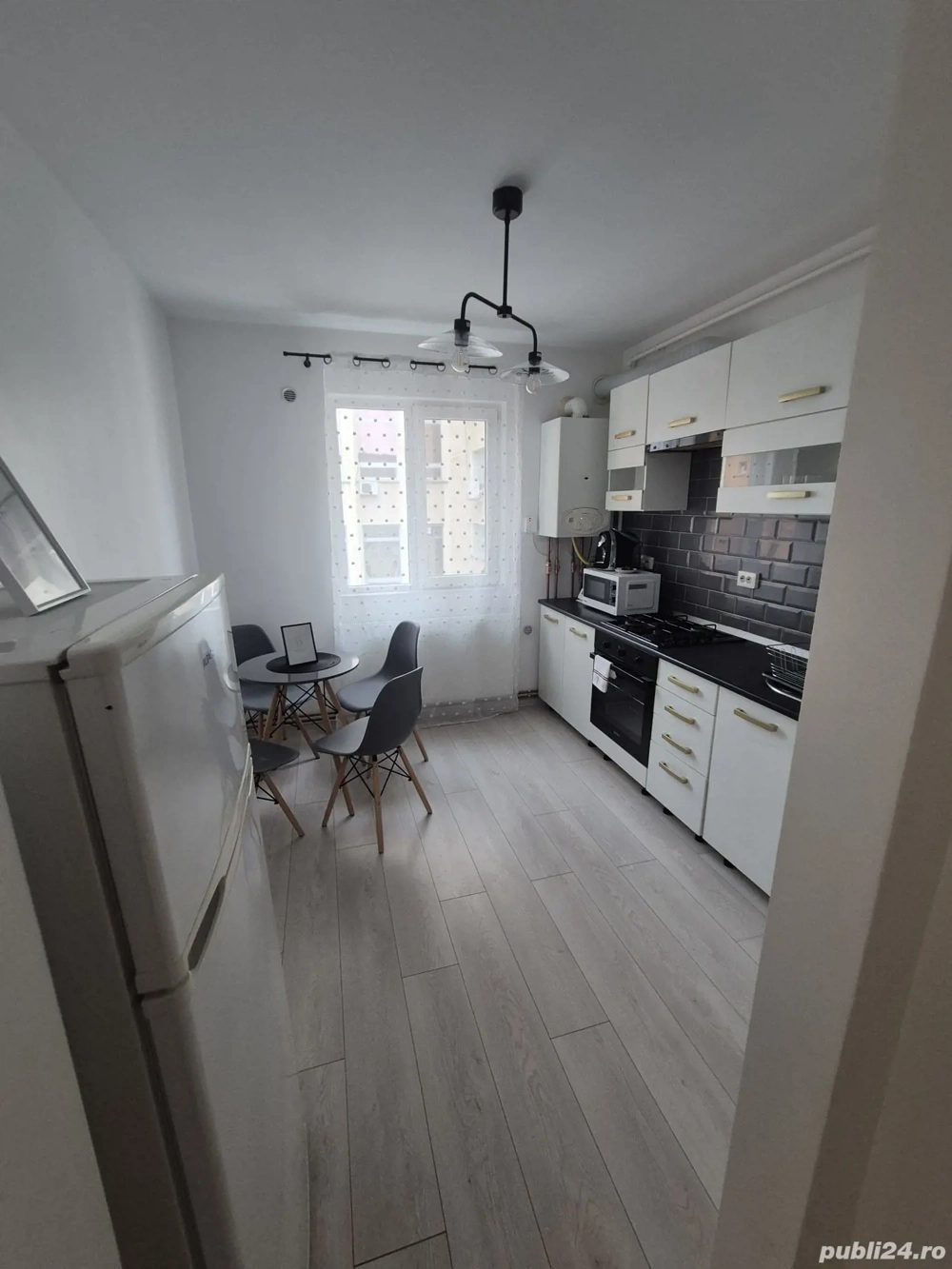 Garsoniera regim hotelier 