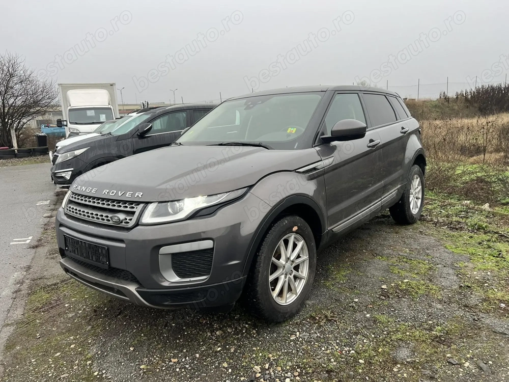 LAND ROVER EVOQUE an 2017 mot 2.0 diessel 150 cp euro 6. stare impecabila.