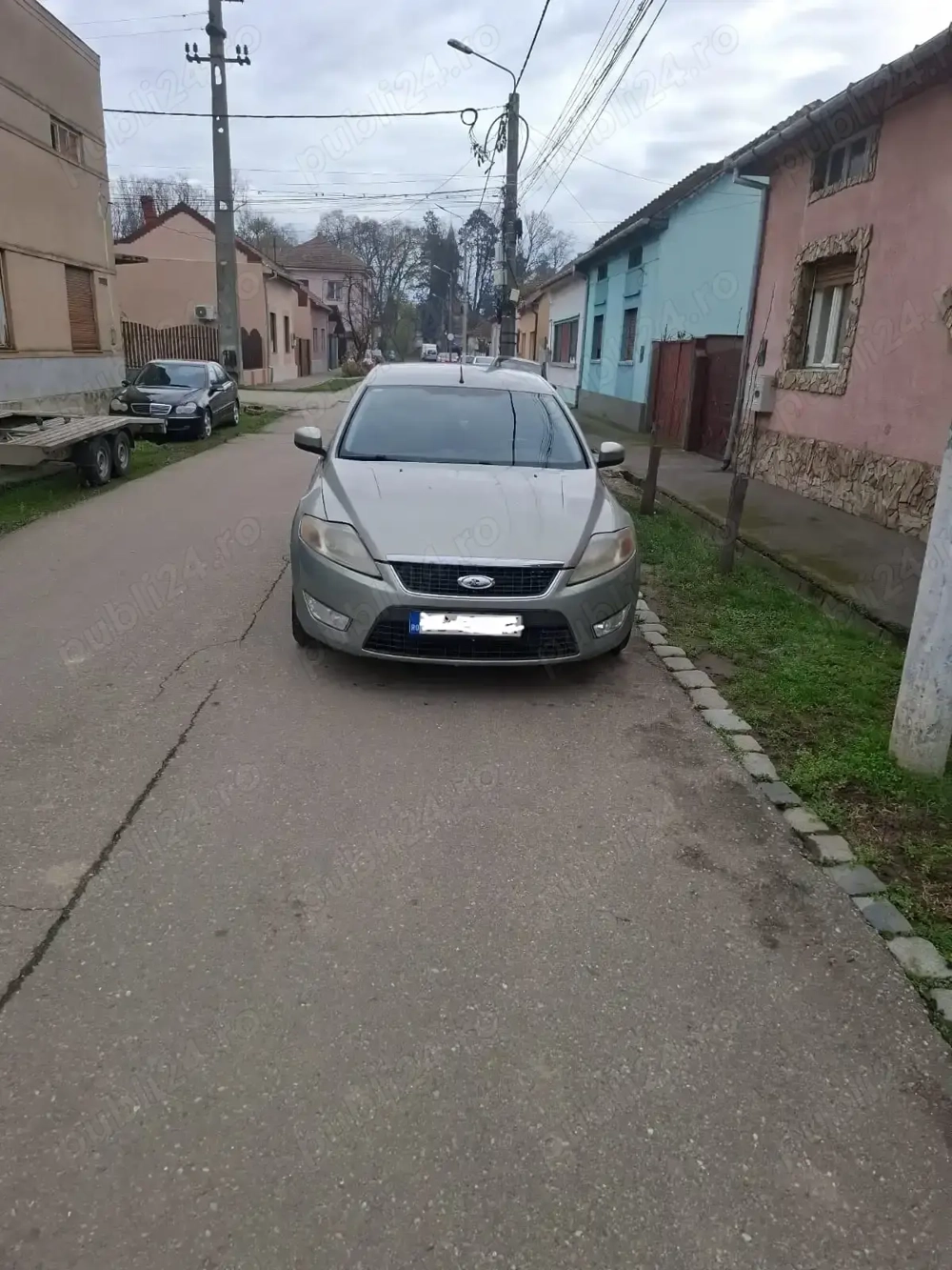 Ford Mondeo  1.8 tdci acte la zi