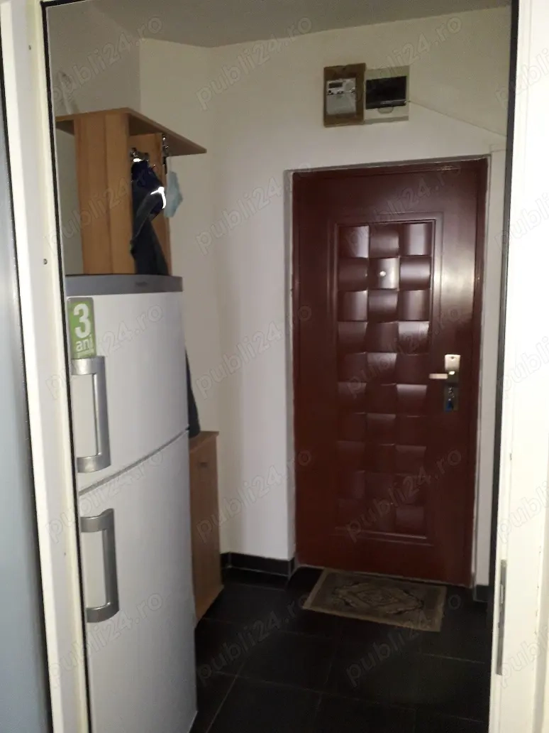 Proprietar ofer spre închiriere garsonieră confort I, Craiovei, IMPECABILĂ