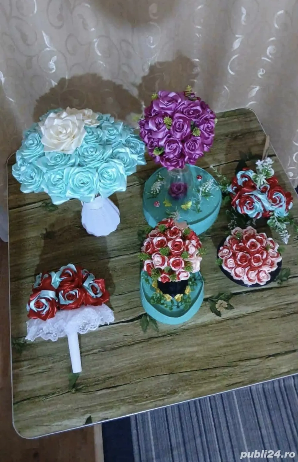 Buchete trandafiri din satin     ! 