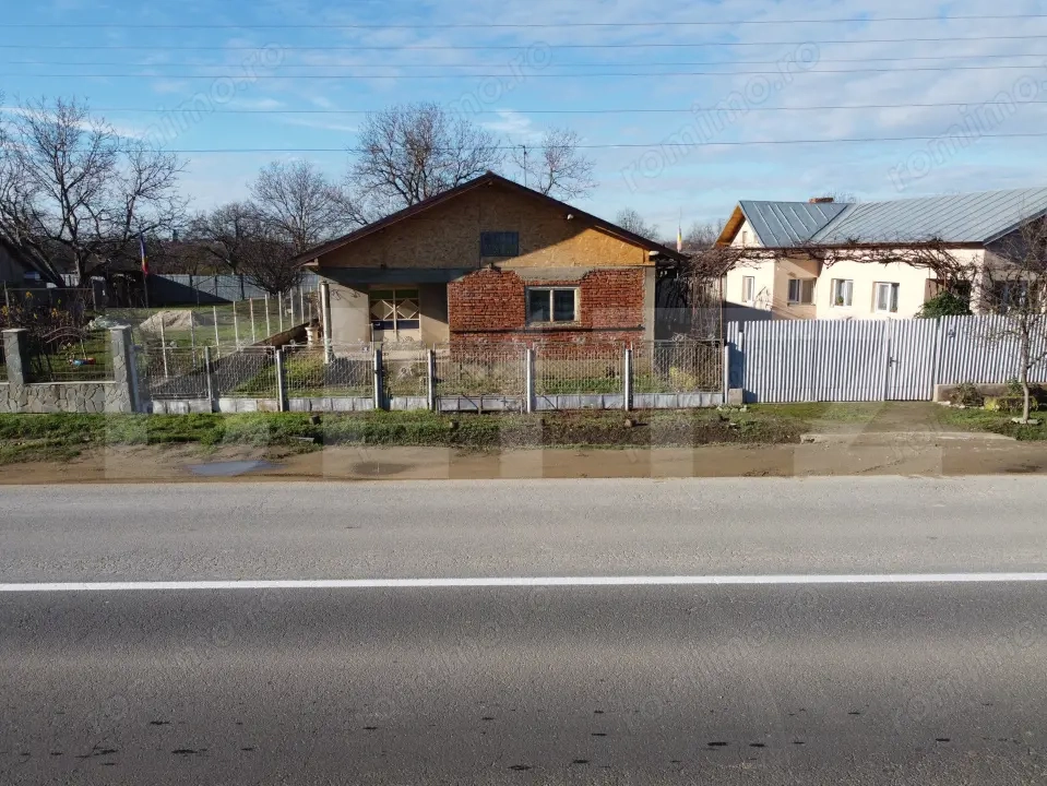 Casă spațioasă, 120 mp, acces direct DN1A 