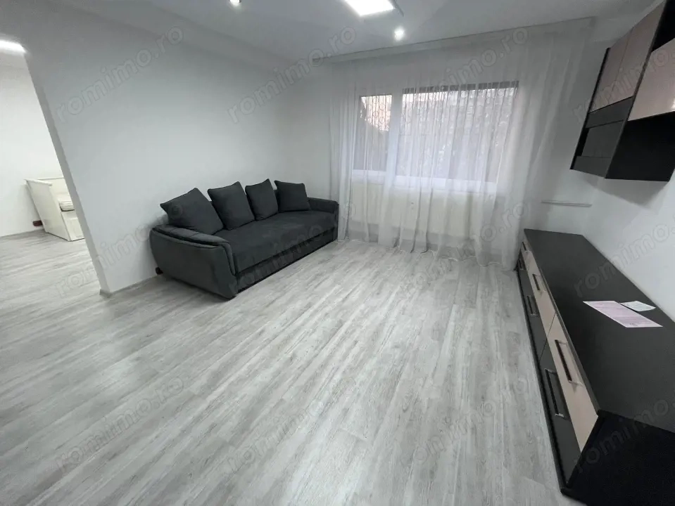 Apartament 3 camere, 63.80 mp utili, zona Centrala