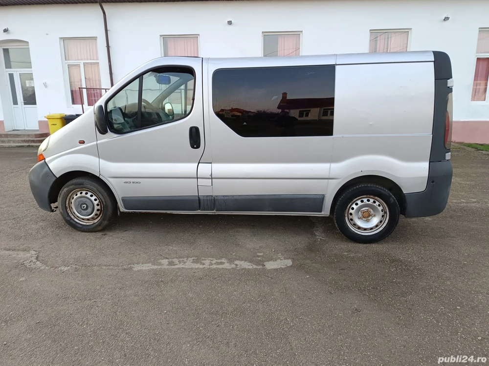 Renault Trafic an 2004 motor 1.9 dci 6 viteze ITP valabil 