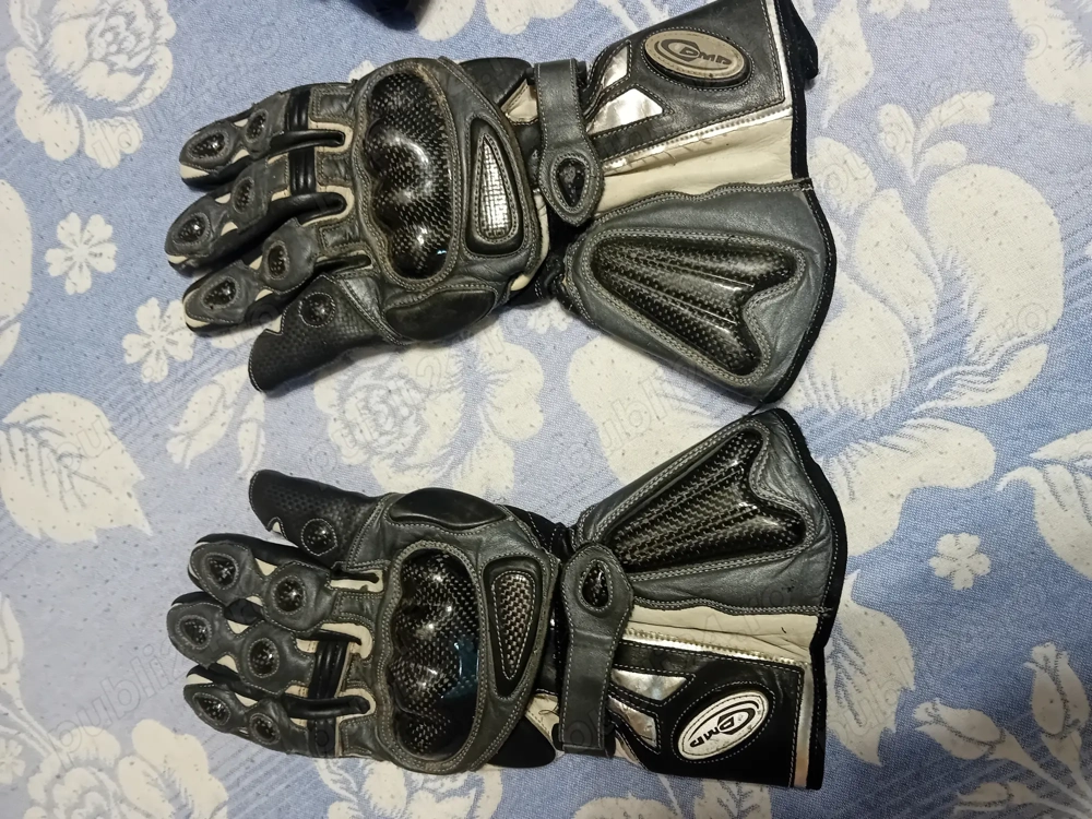 Manusi moto din piele 80 lei perechea