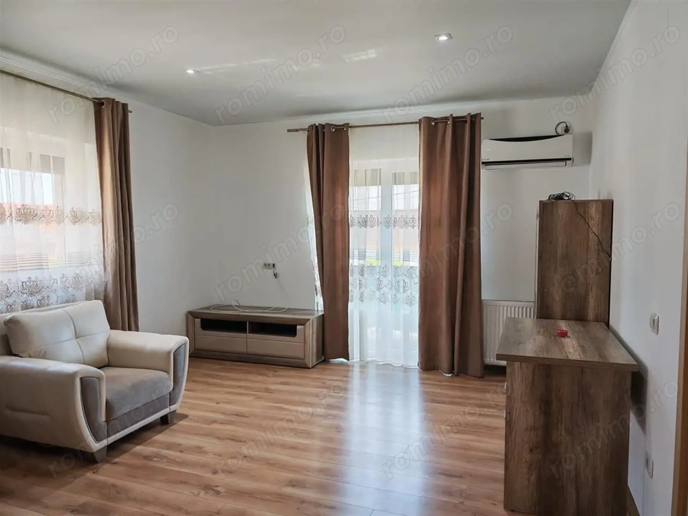 Giroc 2 camere decomandat (transformat din 3camere) et 1 loc parcare