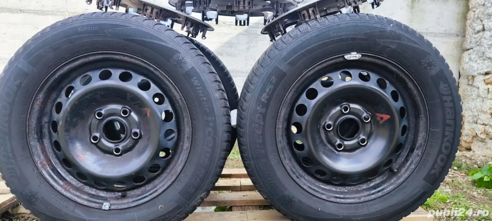 Roți 15” Golf 5 – Anvelope 195/65 R15 M+S – Iarnă/All Season + Capace