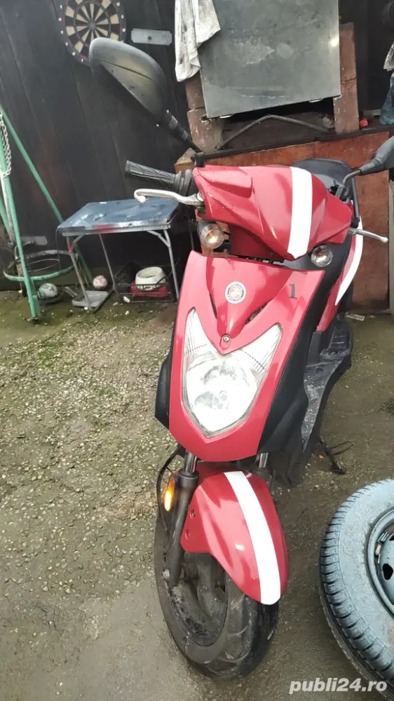 Vand scuter de 50 cc