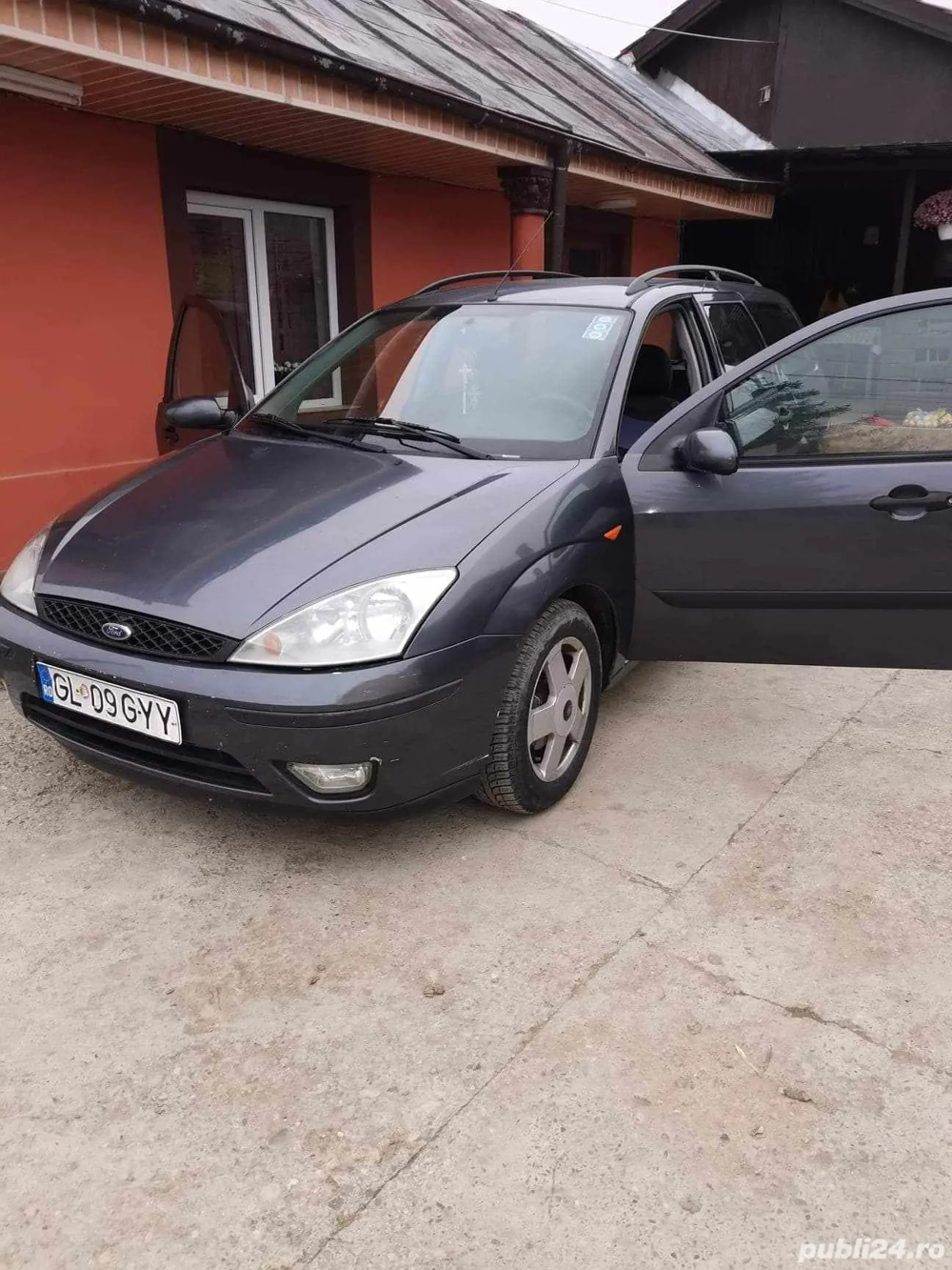 vand ford focus 